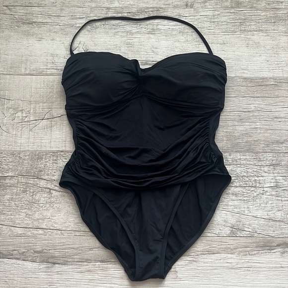 La Blanca Island Goddess Bandeau One-Piece Ruched Swim Suit Size 14 coStrapless - Picture 1 of 14
